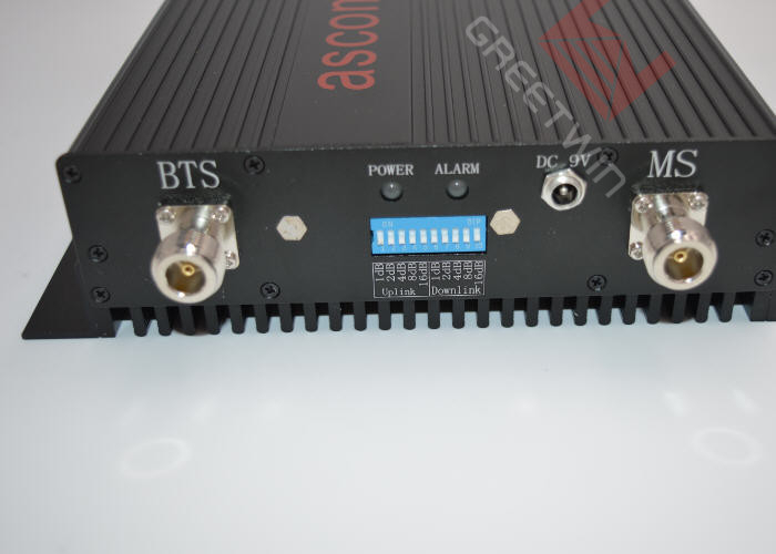 23dBm 功率双频手机信号增强器 GSM 900MHz WCDMA 2100MHz