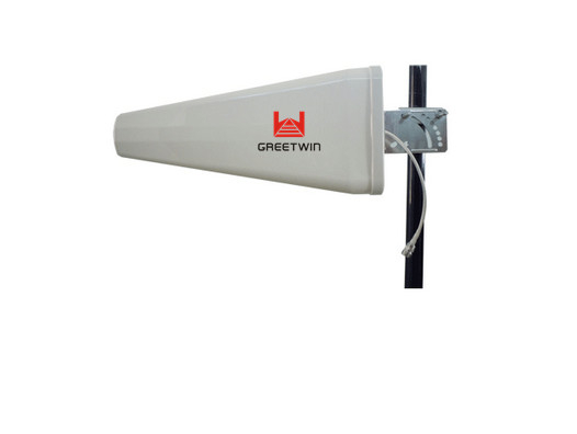 824MHz - 2700MHz 手机信号增强器记录周期性偶极天线